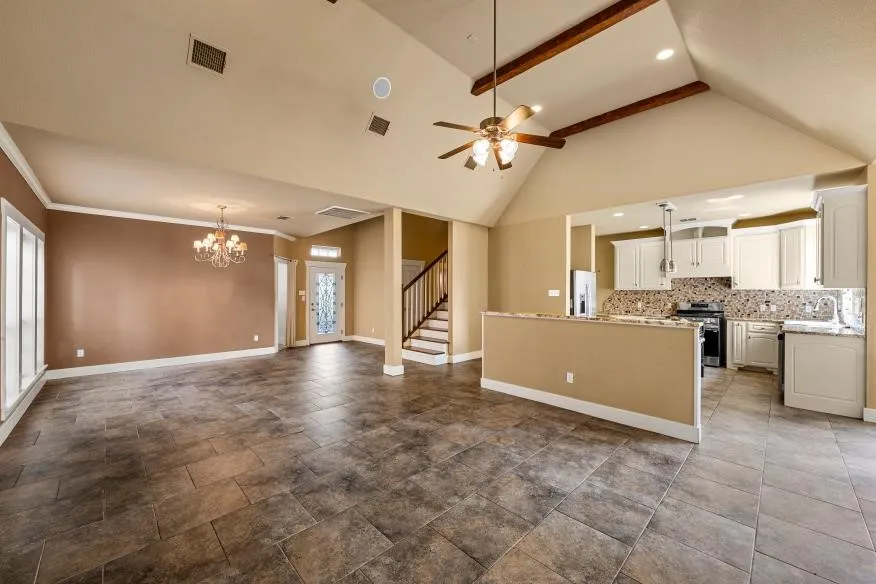 17015 Stonebriar Road Woodway, TX 76712
