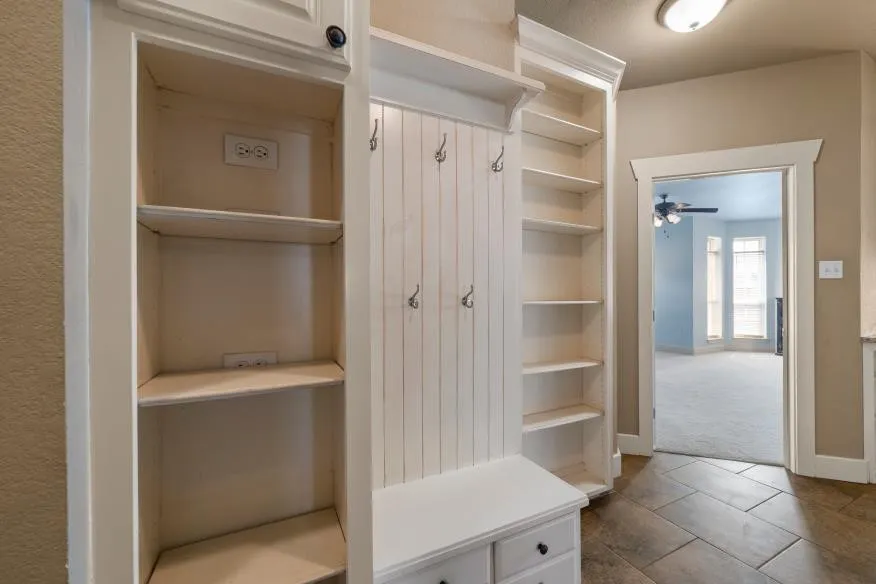 17015 Stonebriar Road Woodway, TX 76712
