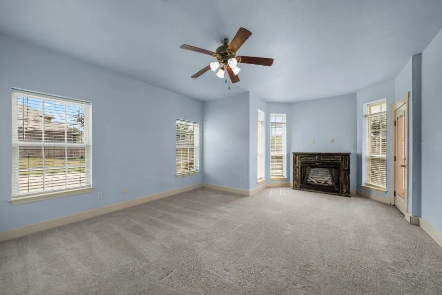 17015 Stonebriar Road Woodway, TX 76712
