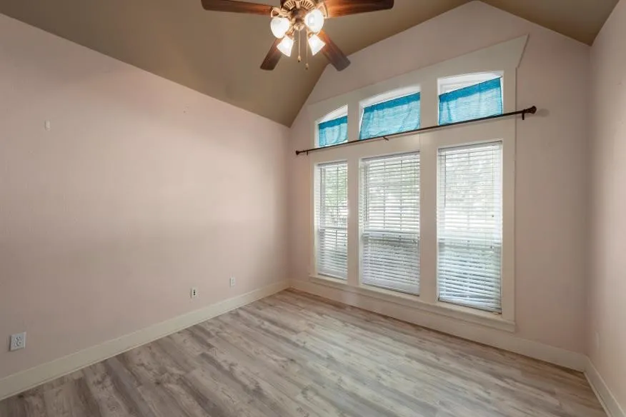 17015 Stonebriar Road Woodway, TX 76712