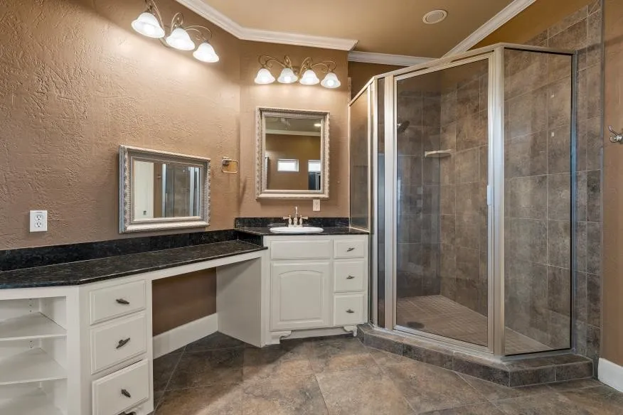 17015 Stonebriar Road Woodway, TX 76712