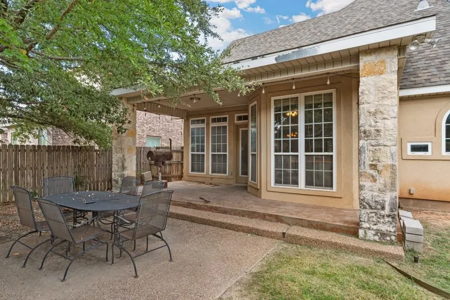 17015 Stonebriar Road Woodway, TX 76712