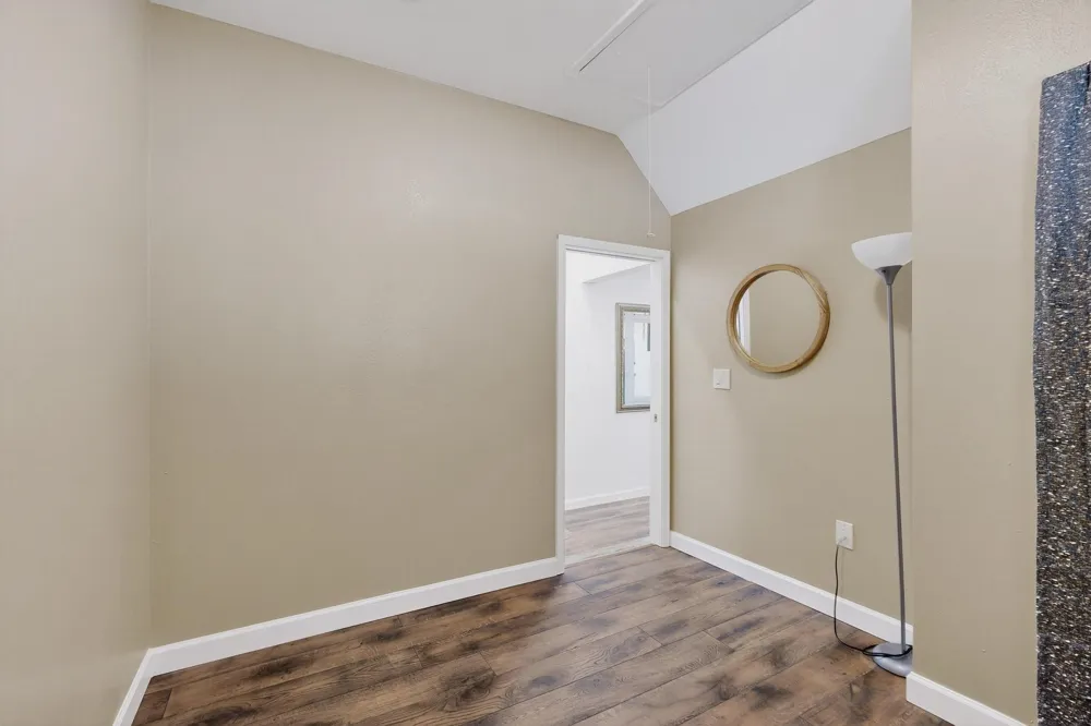4214 Falls Drive Dallas, TX 75211