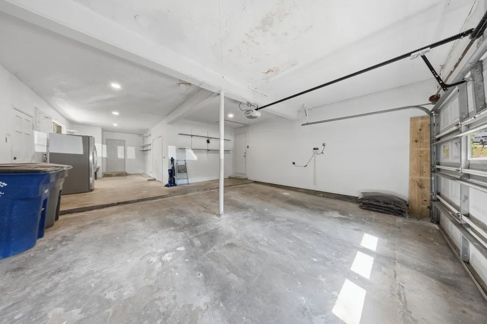 3431 Kiesthill Drive Dallas, TX 75233