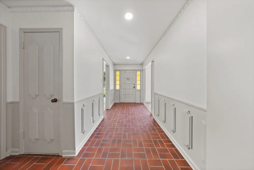 3431 Kiesthill Drive Dallas, TX 75233