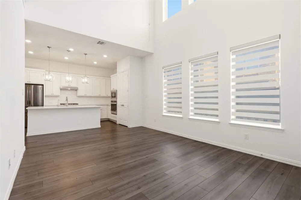 239 Woodson Street Irving, TX 75063