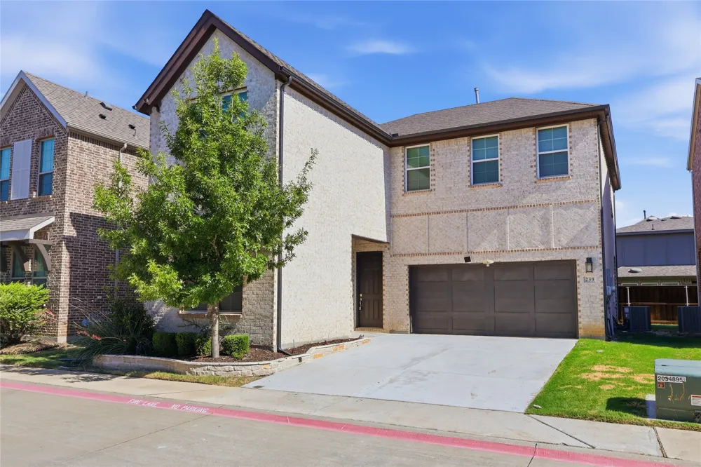 239 Woodson Street Irving, TX 75063