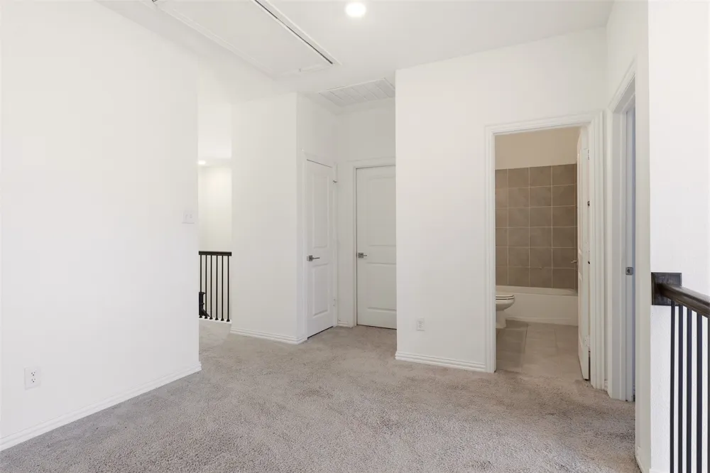 239 Woodson Street Irving, TX 75063