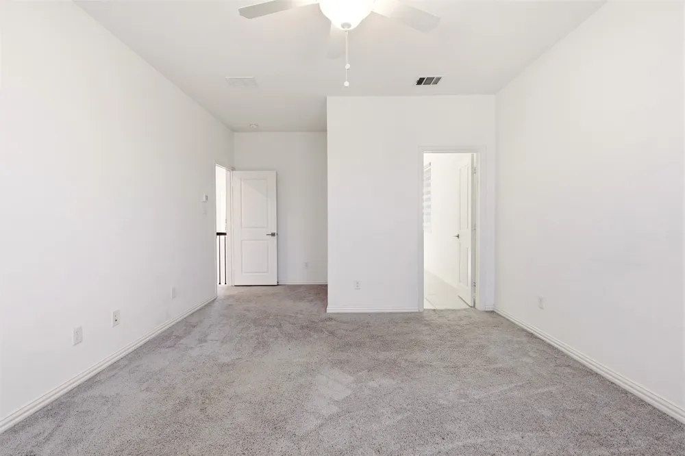 239 Woodson Street Irving, TX 75063