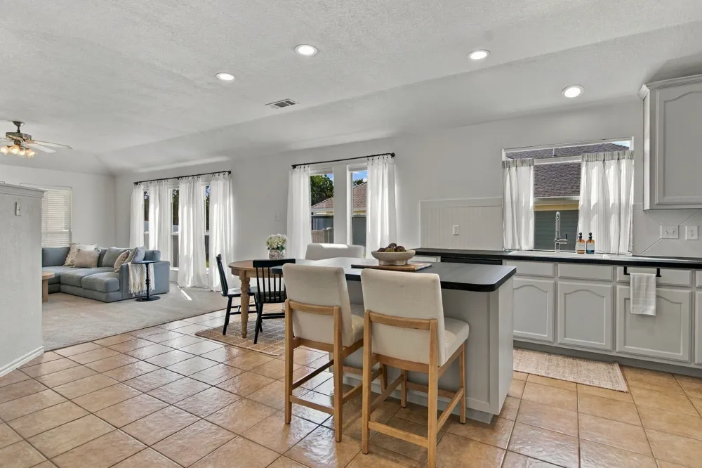 9124 Manana Street Fort Worth, TX 76244
