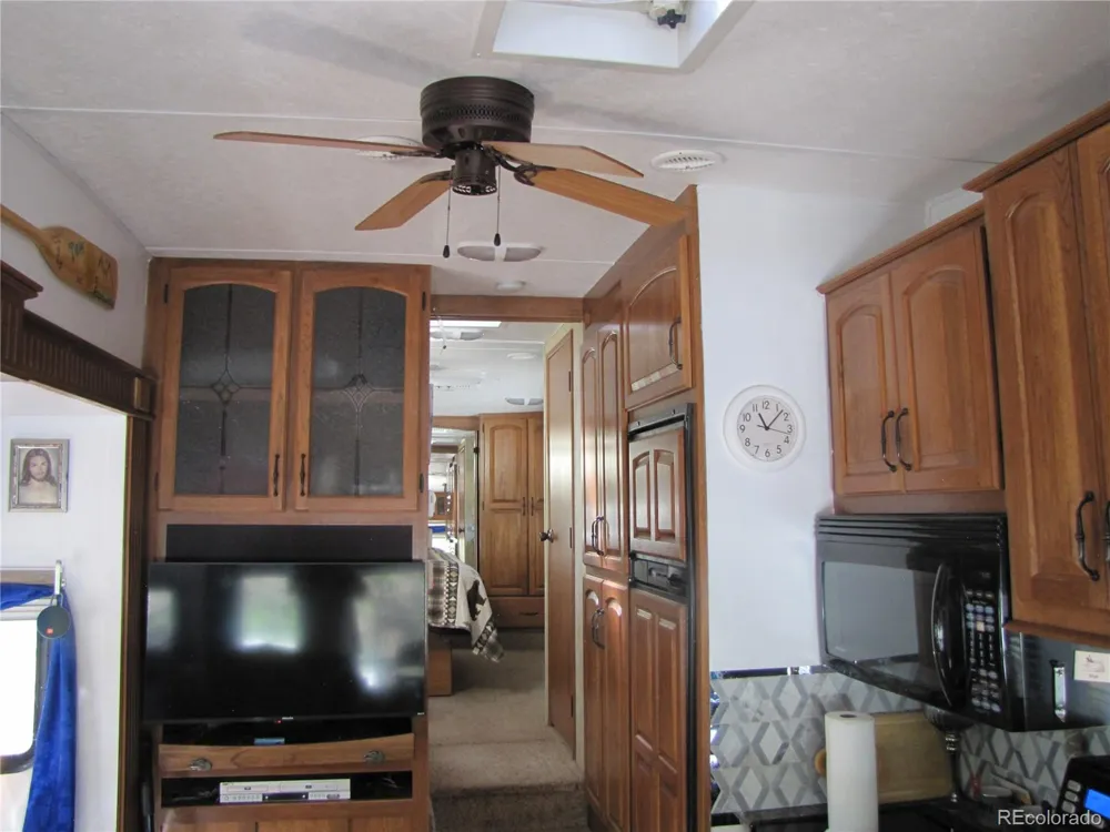 1827 Narrow Gauge Road Hartsel, CO 80449
