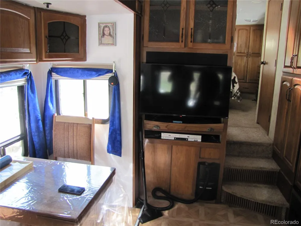 1827 Narrow Gauge Road Hartsel, CO 80449