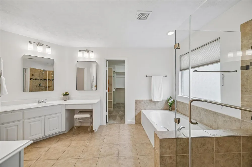 1807 Stacy Crest Houston, TX 77008