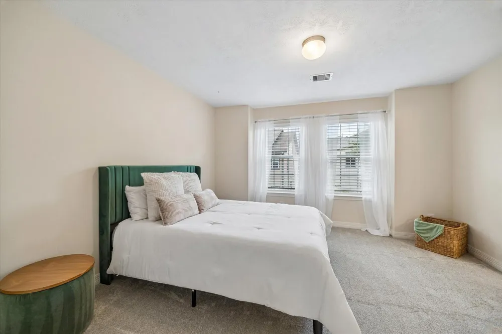 1807 Stacy Crest Houston, TX 77008