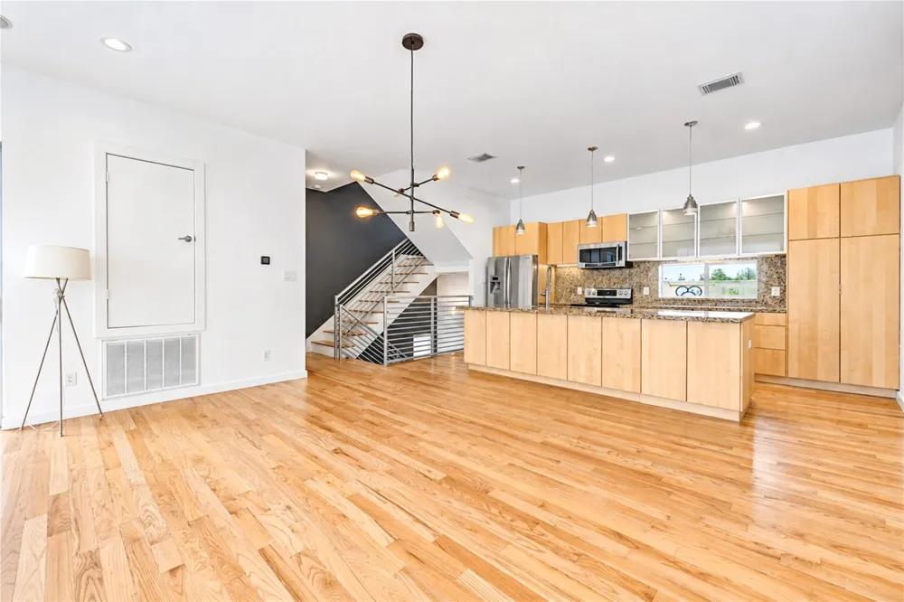 2234 Leeland Street Hockley, TX 77003