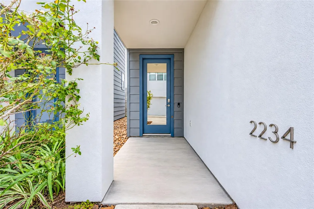 2234 Leeland Street Hockley, TX 77003