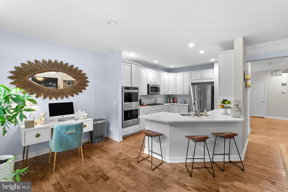 18309 BUCCANEER TERRACE Leesburg, VA 20176
