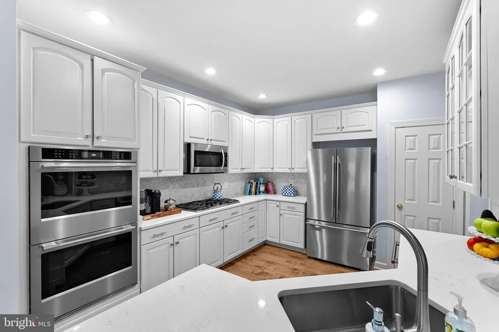 18309 BUCCANEER TERRACE Leesburg, VA 20176