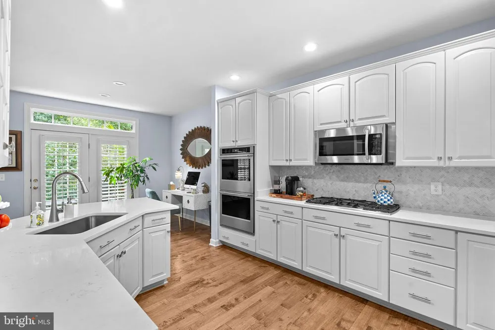18309 BUCCANEER TERRACE Leesburg, VA 20176