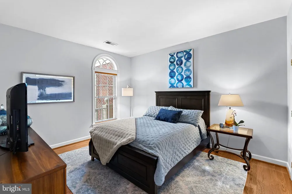 18309 BUCCANEER TERRACE Leesburg, VA 20176