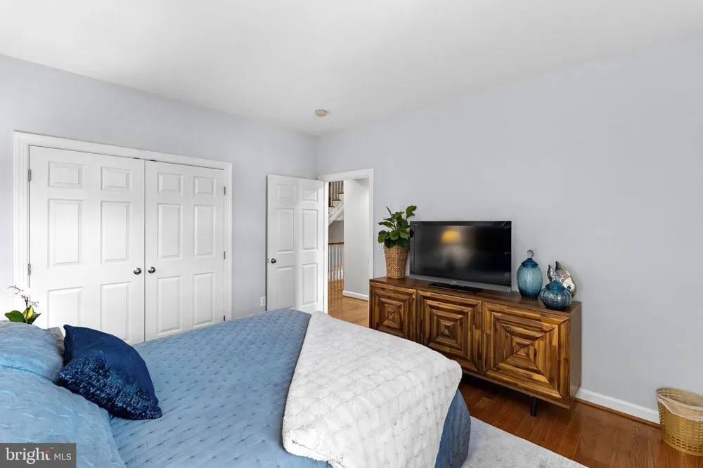 18309 BUCCANEER TERRACE Leesburg, VA 20176
