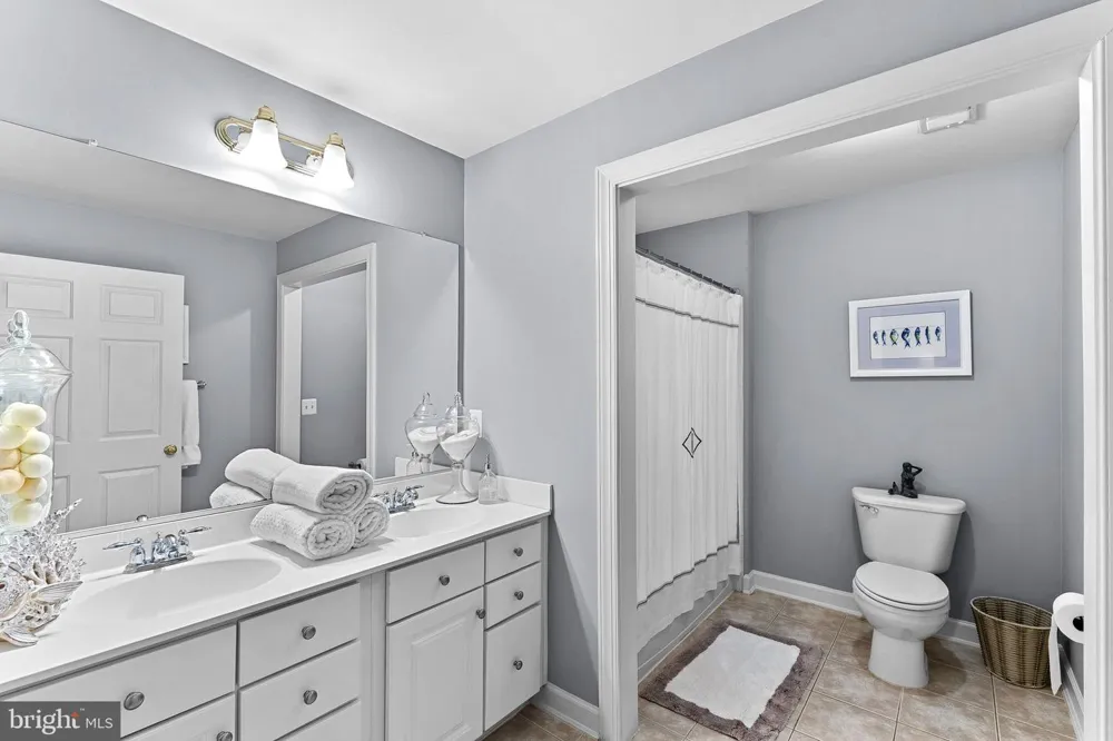 18309 BUCCANEER TERRACE Leesburg, VA 20176