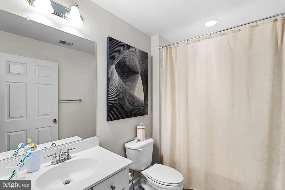 18309 BUCCANEER TERRACE Leesburg, VA 20176