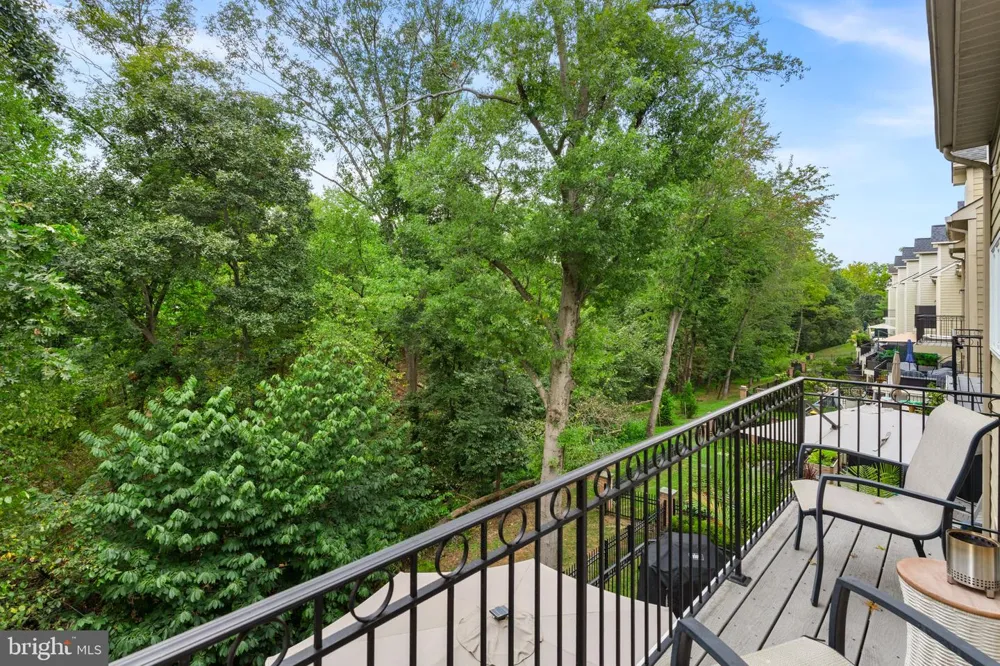 18309 BUCCANEER TERRACE Leesburg, VA 20176