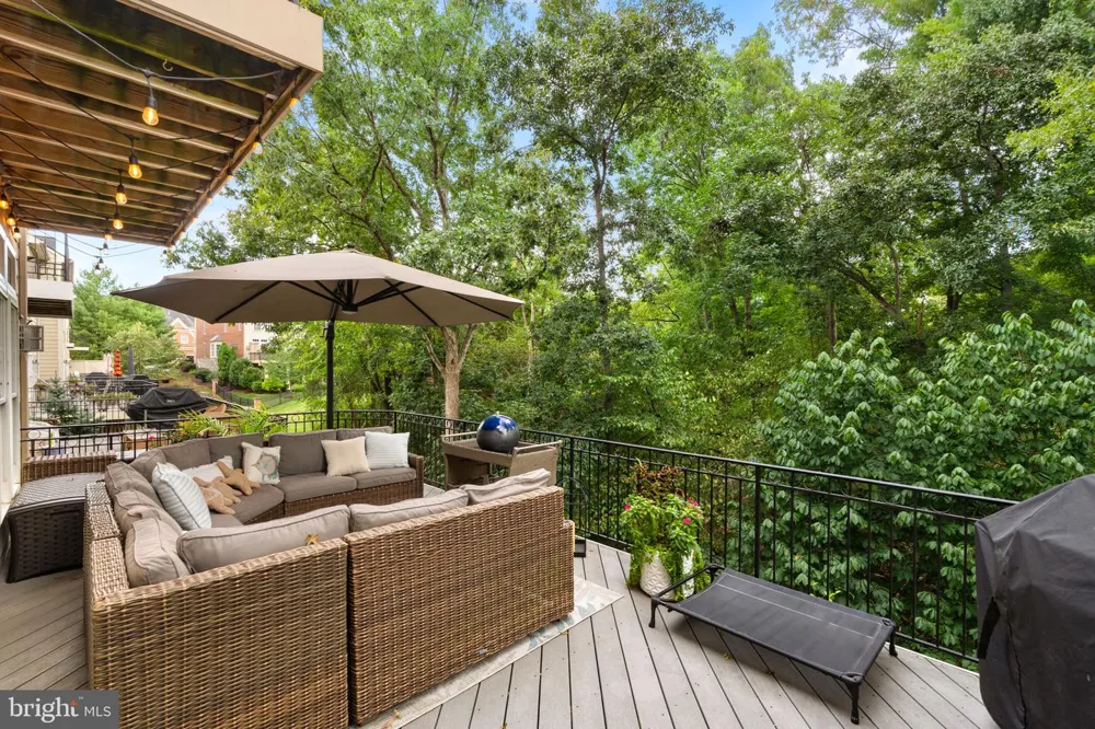 18309 BUCCANEER TERRACE Leesburg, VA 20176
