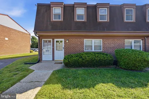 1117 KAYE COURT