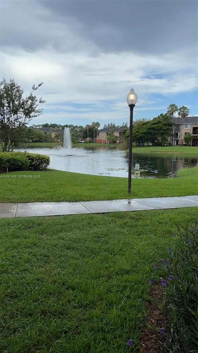 4195 Haverhill Rd #318 West Palm Beach, FL 33417