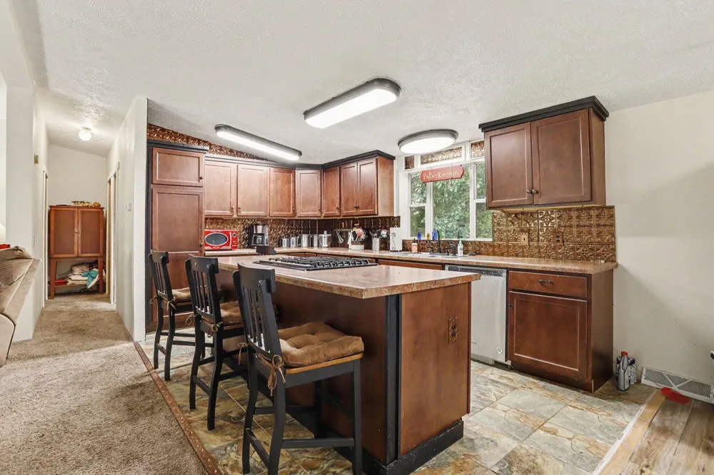 5381 Paradise Road E Battle Creek, MI 49014