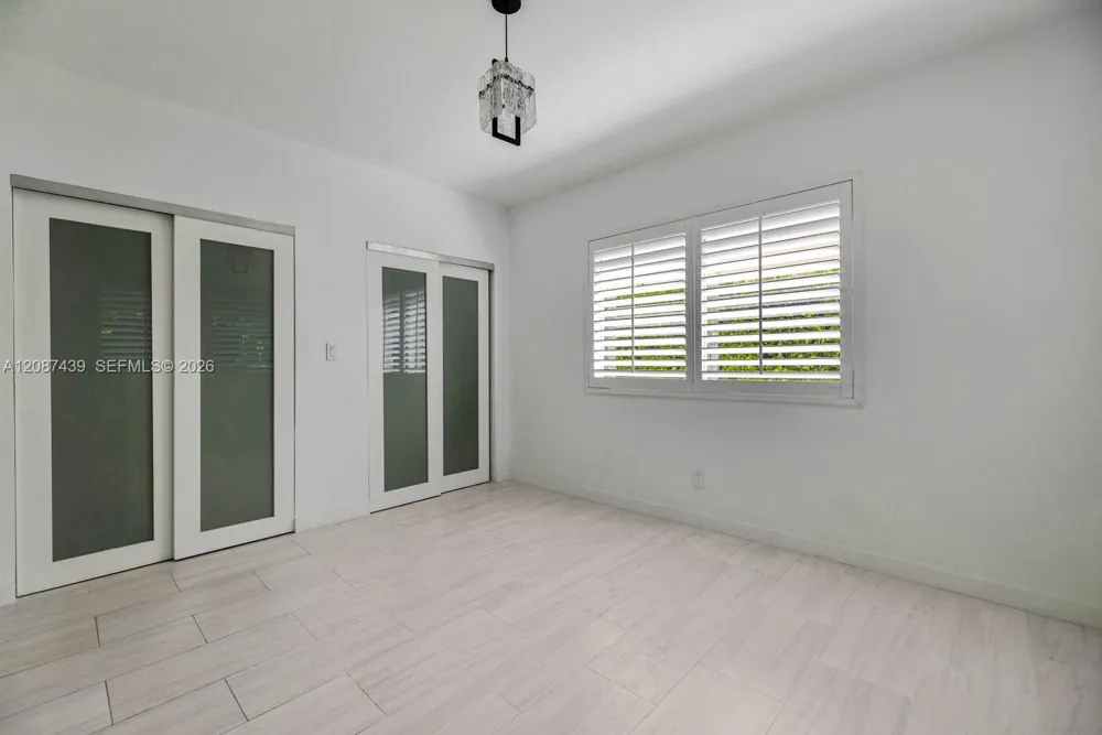3909 Garden Ave Miami Beach, FL 33140