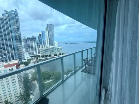 1900 Bayshore Dr #2306