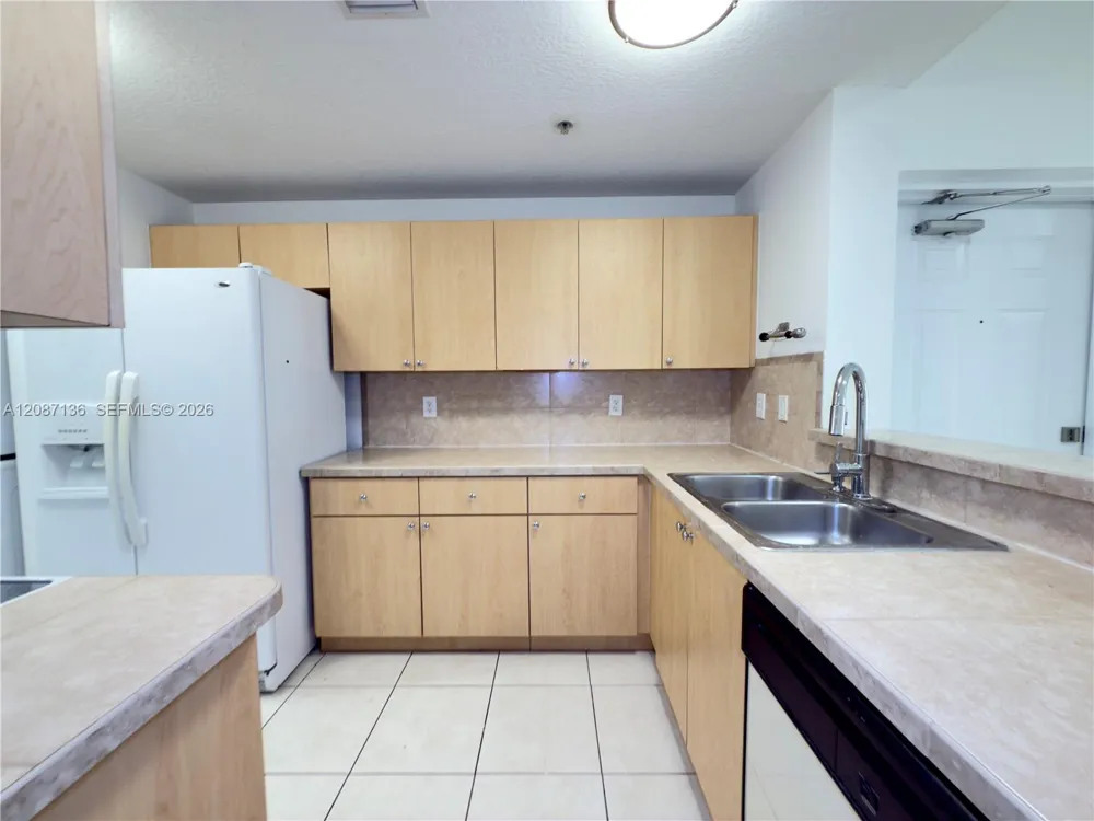 6520 NW 114th Ave #1621 Doral, FL 33178