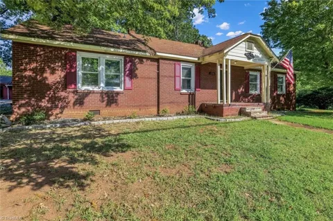 2206 Rural Hall-Germanton Road