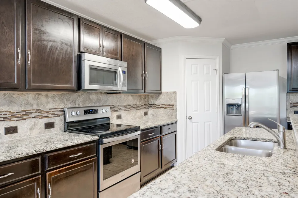 5701 Cass Court Austin, TX 78754