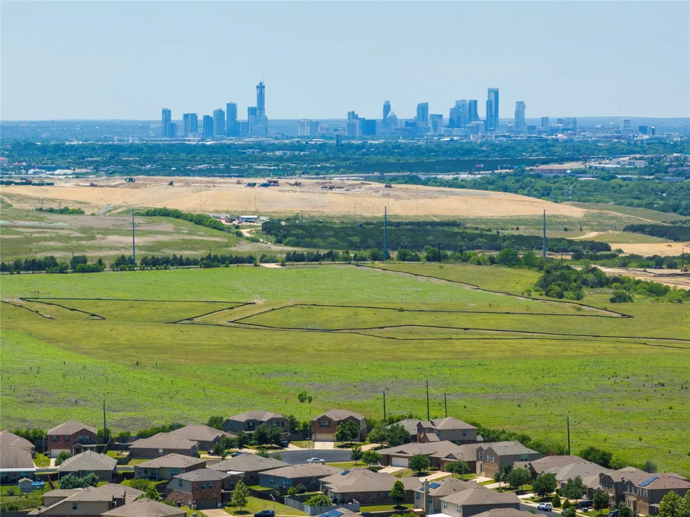 5701 Cass Court Austin, TX 78754