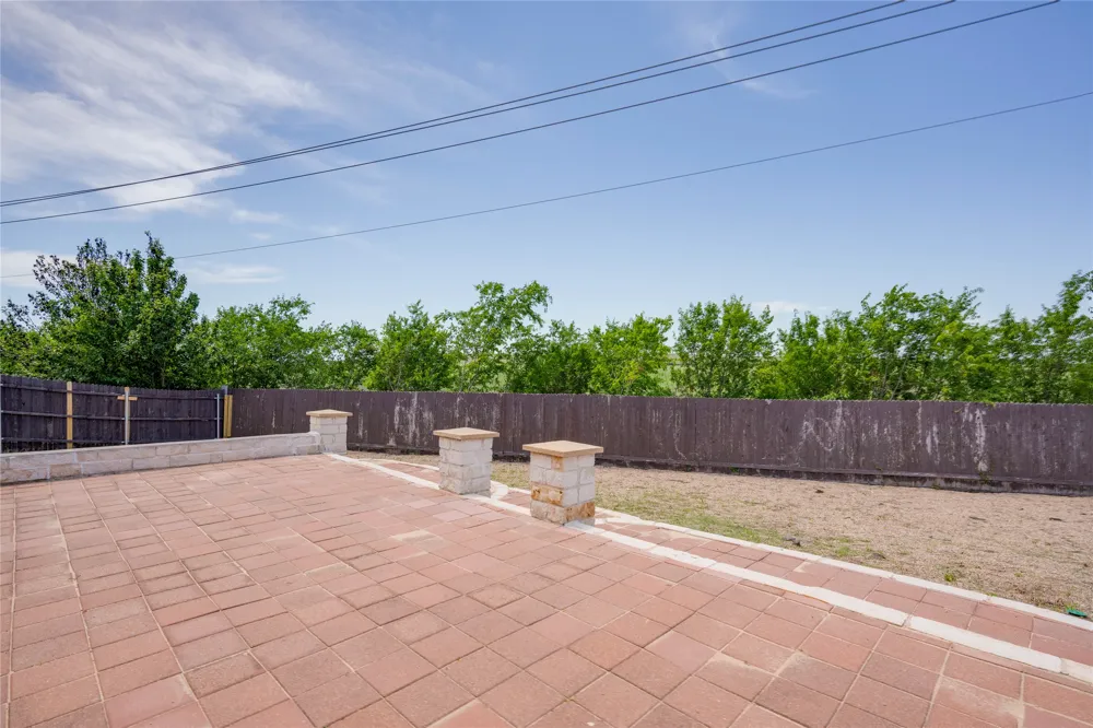 5701 Cass Court Austin, TX 78754