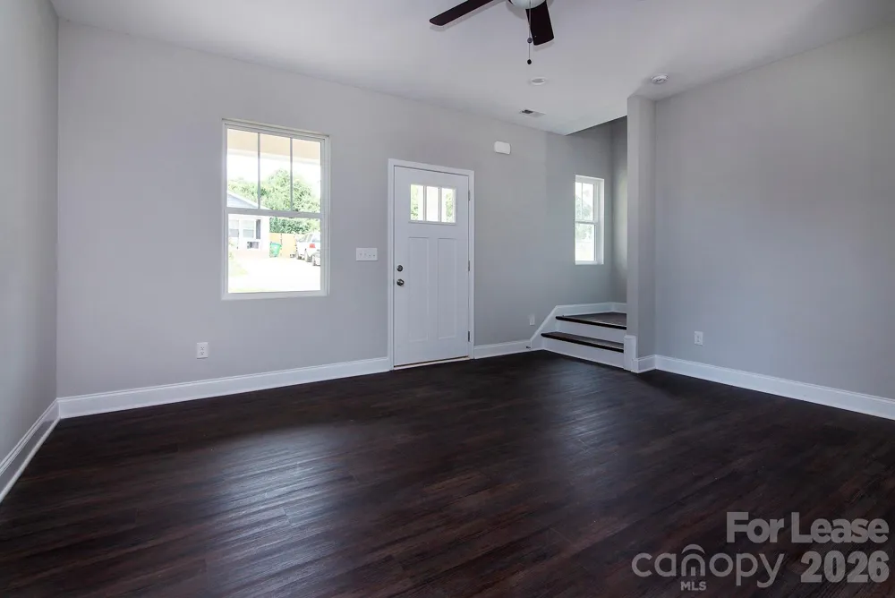 2915 Ross Avenue Charlotte, NC 28208