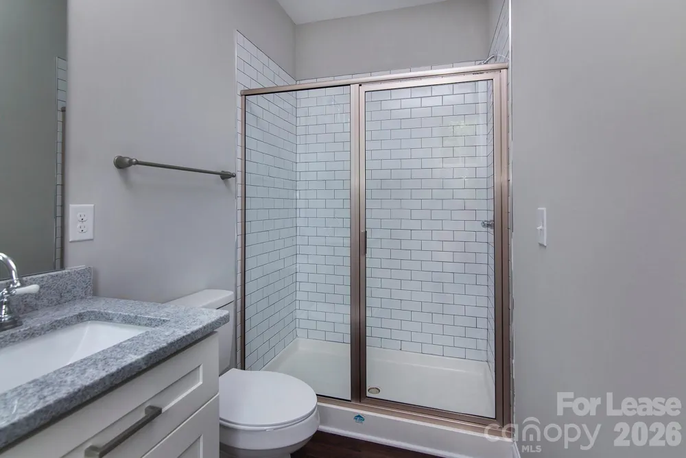 2915 Ross Avenue Charlotte, NC 28208