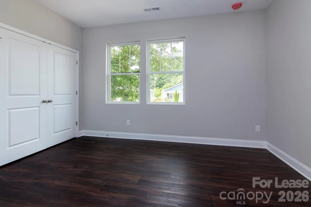 2915 Ross Avenue Charlotte, NC 28208