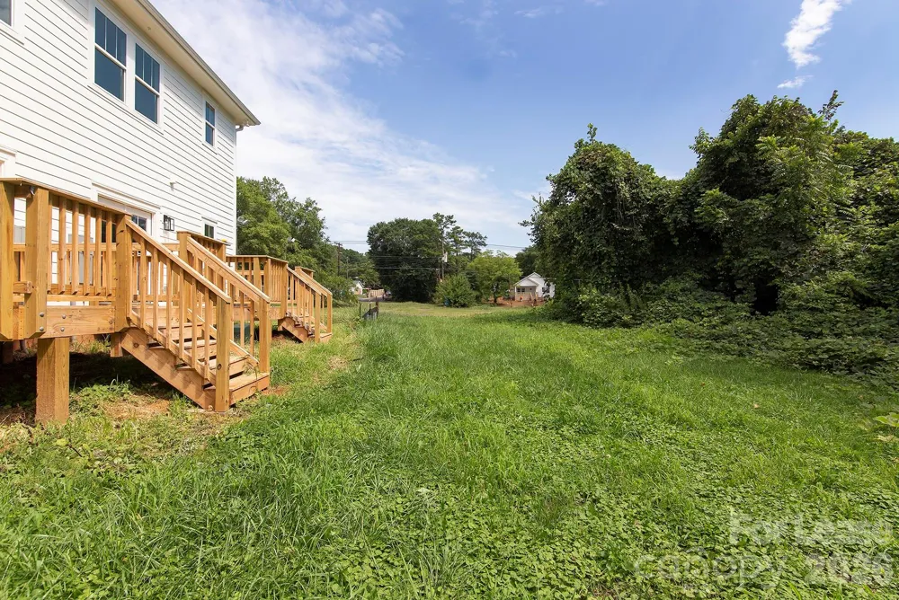 2915 Ross Avenue Charlotte, NC 28208