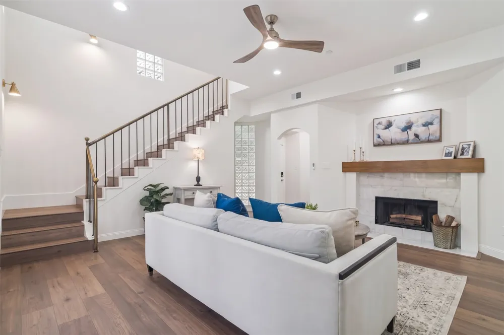 4040 Avondale Avenue #105 Dallas, TX 75219