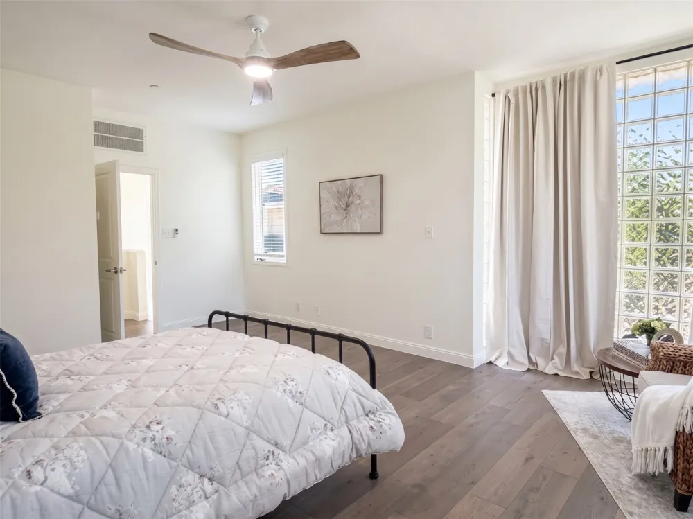 4040 Avondale Avenue #105 Dallas, TX 75219