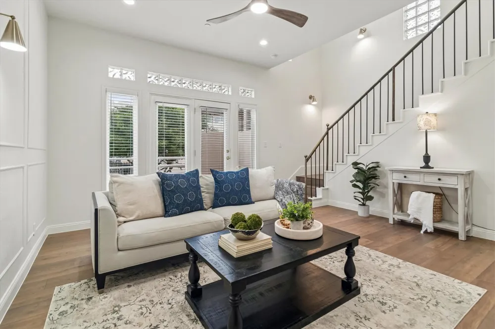 4040 Avondale Avenue #105 Dallas, TX 75219