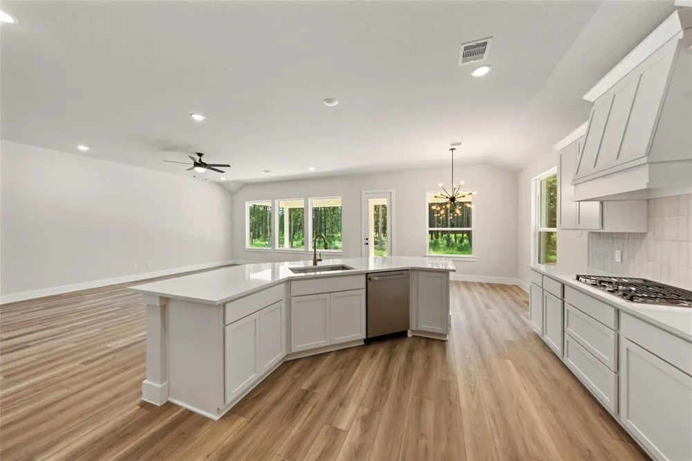 13656 Armstrong Street Conroe, TX 77303