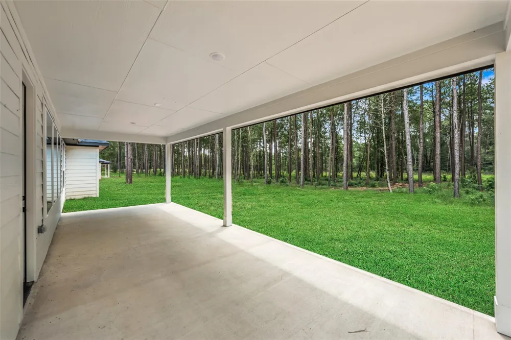 13656 Armstrong Street Conroe, TX 77303