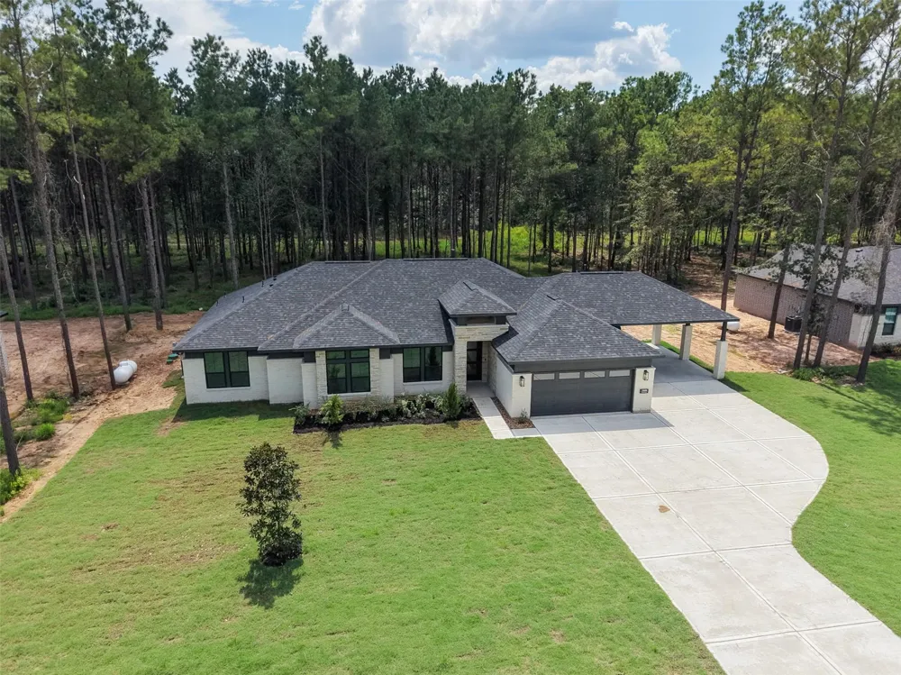 13656 Armstrong Street Conroe, TX 77303