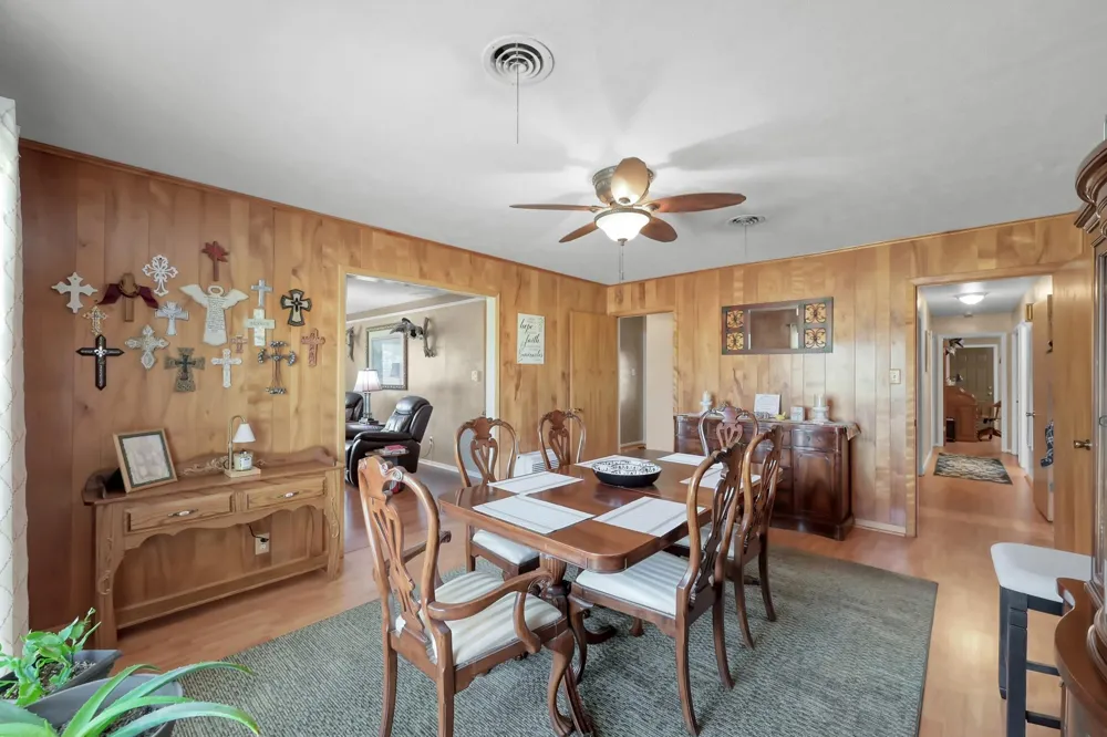 14826 Fm 1452 W Normangee, TX 77871